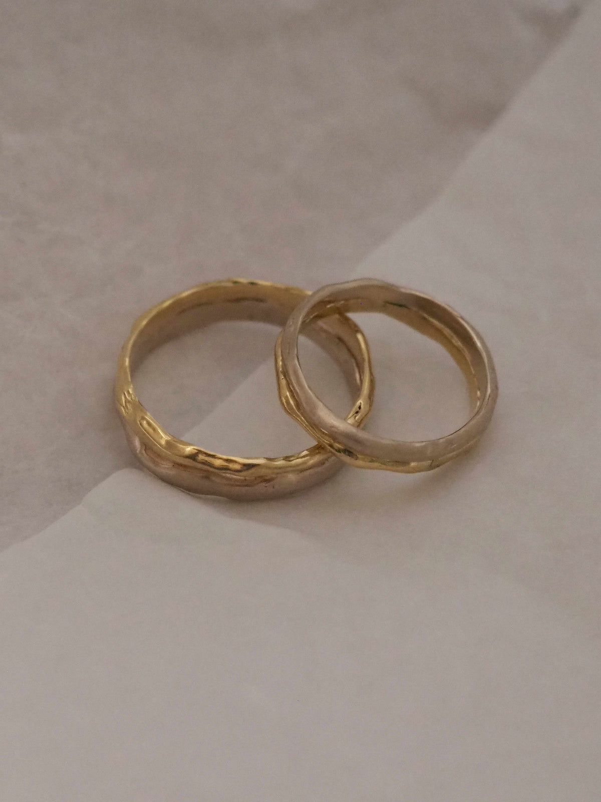 ¿Cuánto tiempo antes de la boda hay que encargar las alianzas?