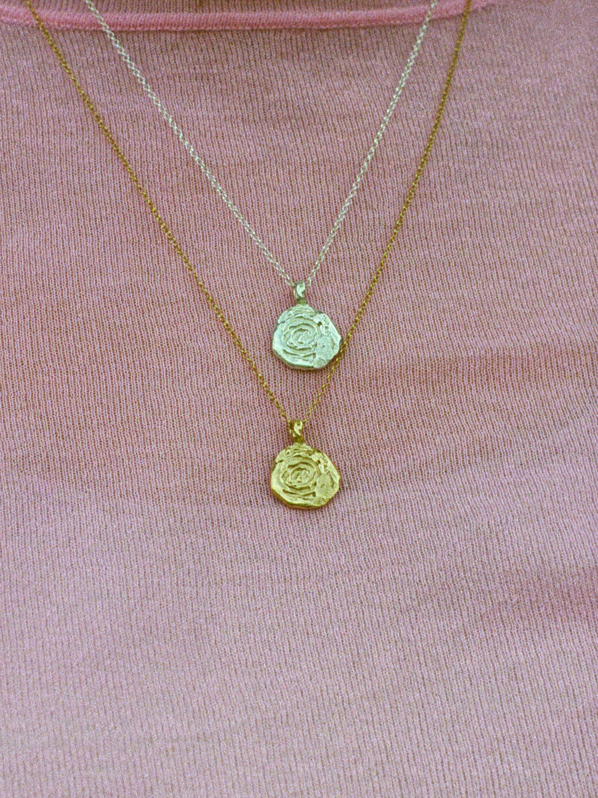 Joyas minimalistas: por qué siempre vuelven
