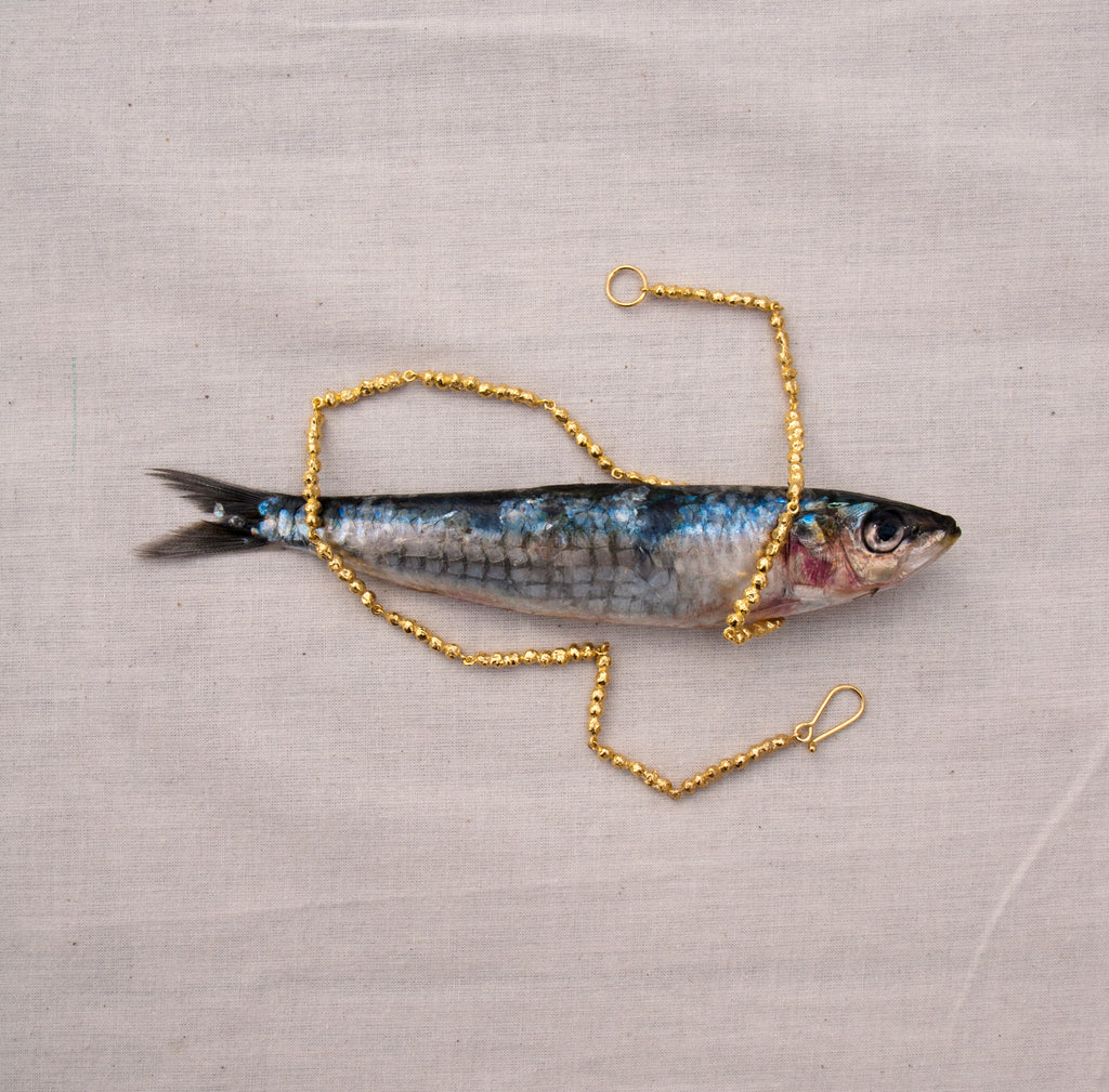 Collar dorado Helena, hecho a mano en Valencia