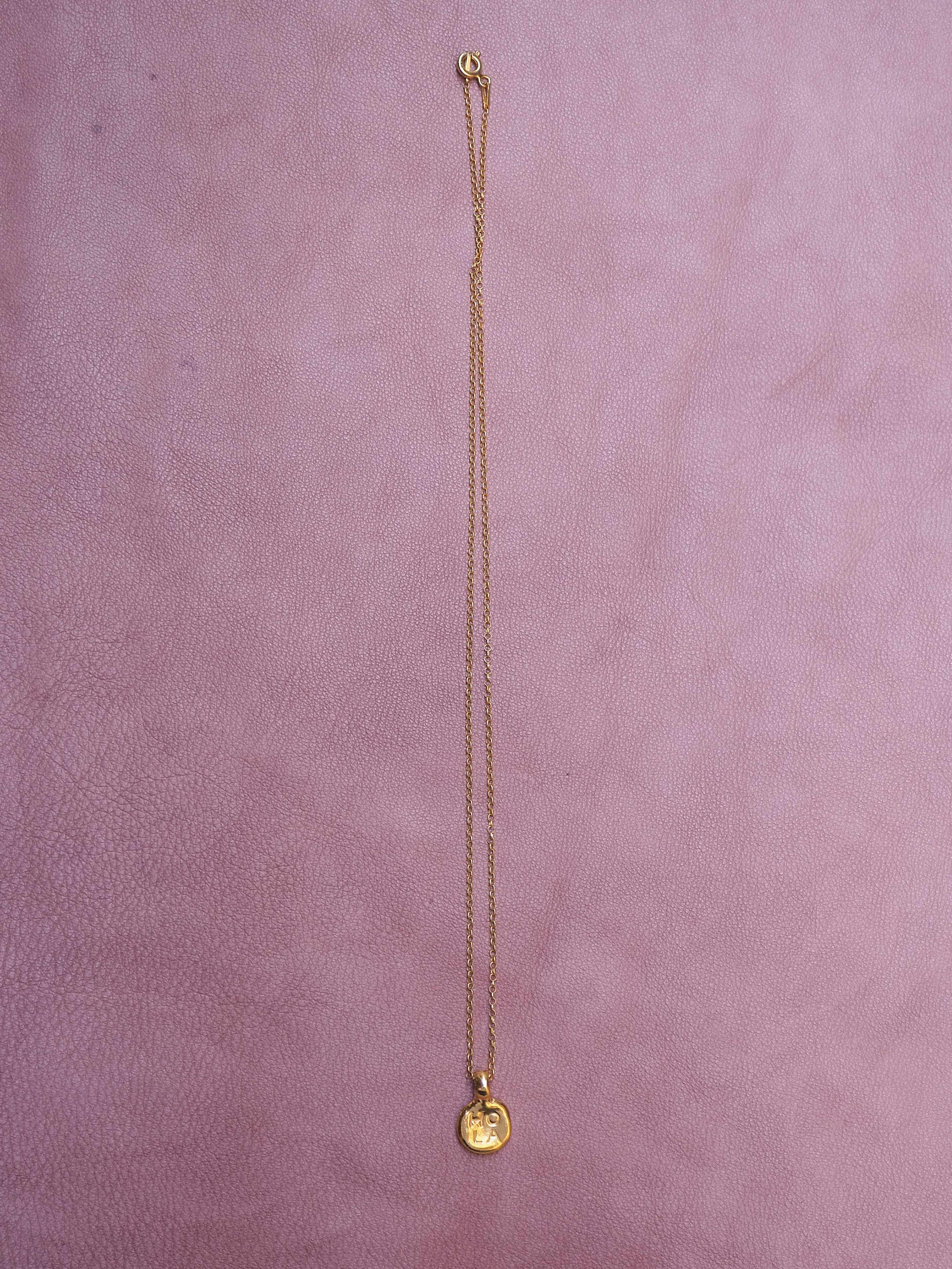 HOLA gold-plated